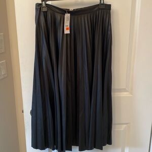 Pleated pleather midi skirt BNWT